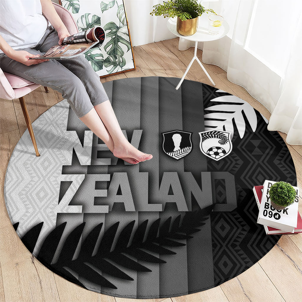 New Zealand Football Round Carpet Silver Fern Maori Pattern Monochrome DT05 - Polynesian Pride