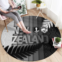 New Zealand Football Round Carpet Silver Fern Maori Pattern Monochrome DT05 - Polynesian Pride