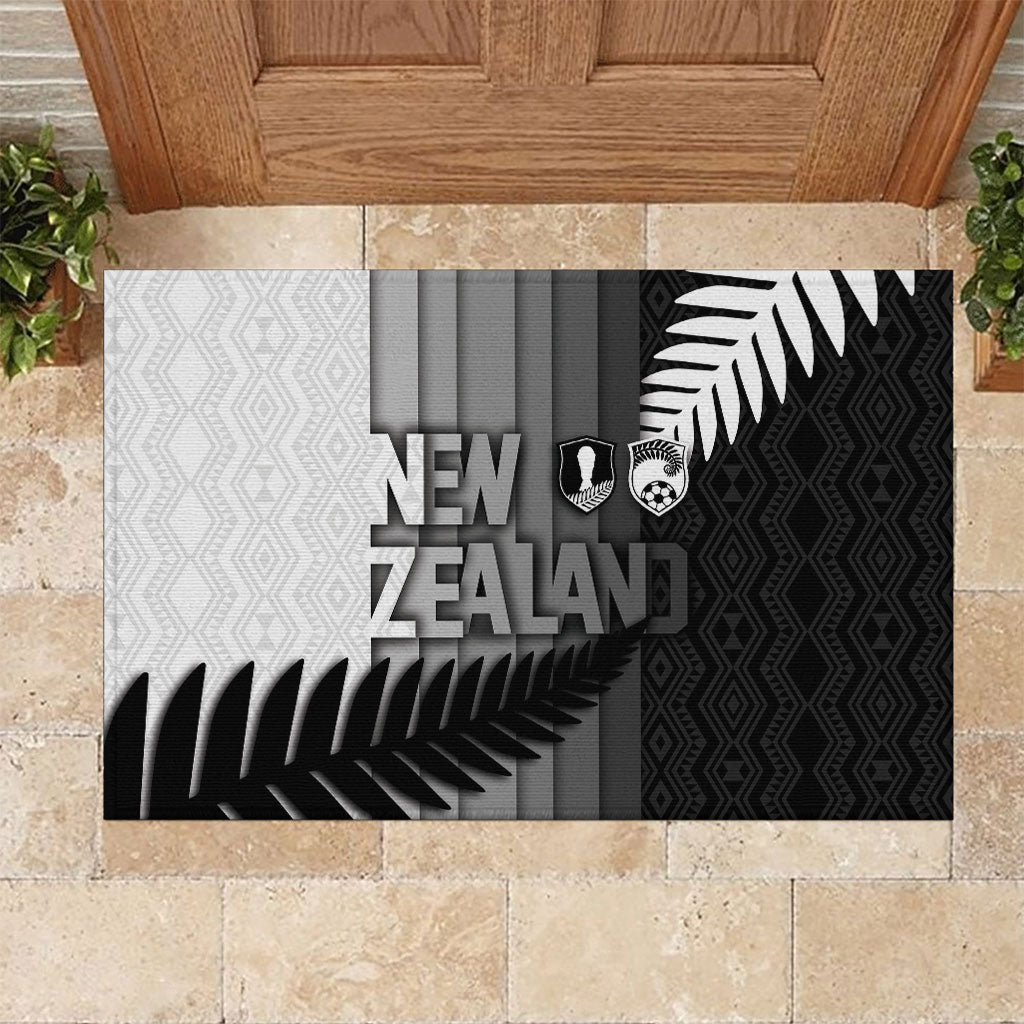 New Zealand Football Rubber Doormat Silver Fern Maori Pattern Monochrome DT05 White - Polynesian Pride
