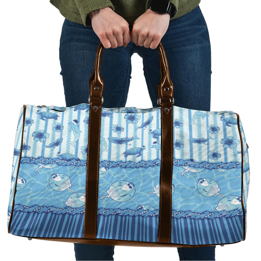 Hawaii Christmas In July Travel Bag Sky Blue Mele Kalikimaka Sea Animals