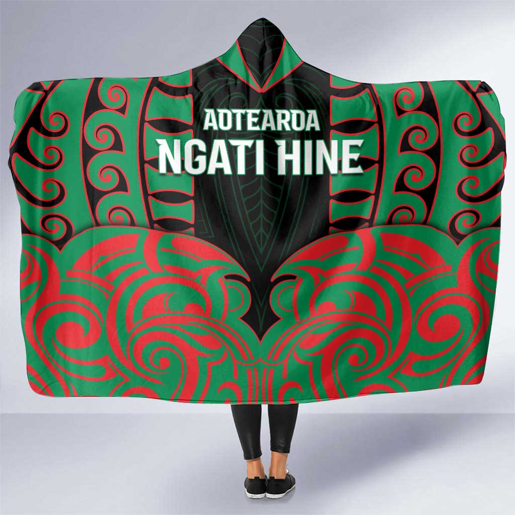 Aotearoa Ngati Hine Hooded Blanket Maori Pattern New Zealand - Polynesian Pride