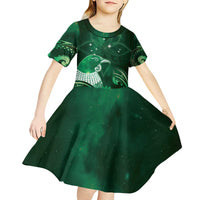 New Zealand Matariki Kid Short Sleeve Dress Maori Tui Bird Green Galaxy
