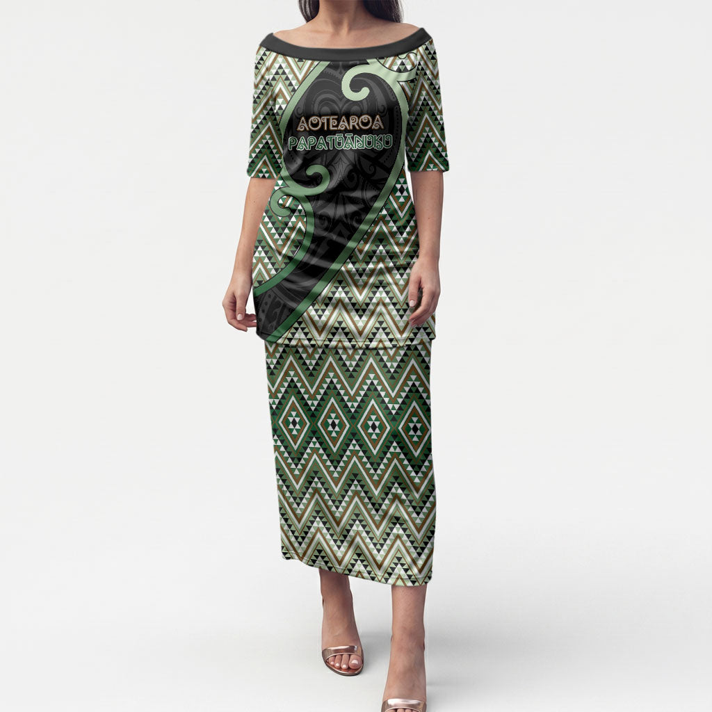 Custom Aotearoa Atua Papatuanuku Puletasi Earth Mother Father Koru Patterns DT05 Long Dress Green - Polynesian Pride