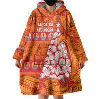 French Polynesia Christmas Wearable Blanket Hoodie Seashell Xmas Tree Tribal Waves DT05 - Polynesian Pride