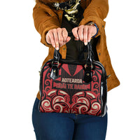 Aotearoa Ngai Te Rangi Shoulder Handbag New Zealand Traditional Maori Pattern DT05 One Size Red - Polynesian Pride