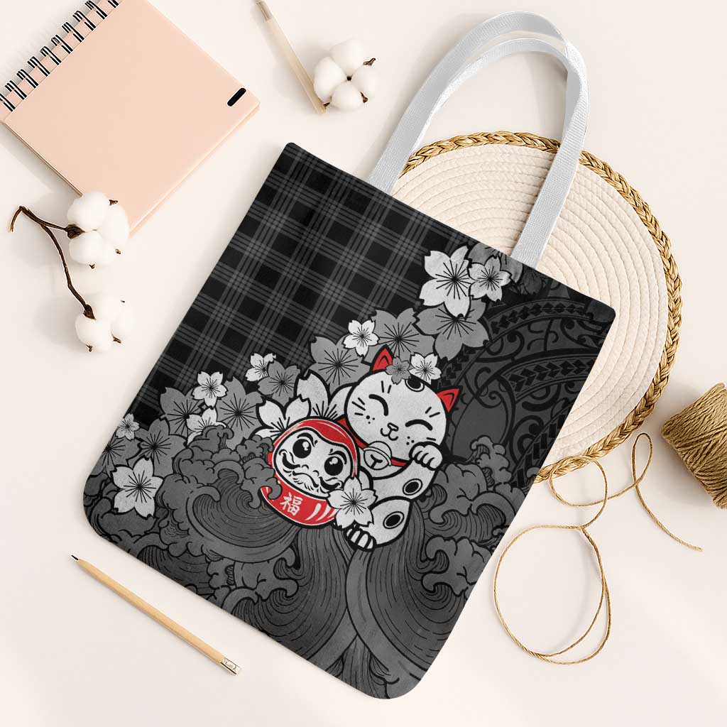 Black Palaka Hawaiian And Japanese Tote Bag Maneki Neko And Sakura Bloom DT05 White Strap One Size Black - Polynesian Pride