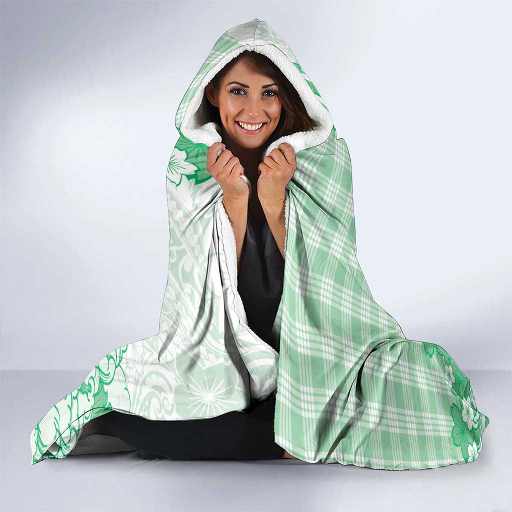 Green Palaka Hawaiian And Japanese Hooded Blanket Maneki Neko And Sakura Bloom DT05 - Polynesian Pride