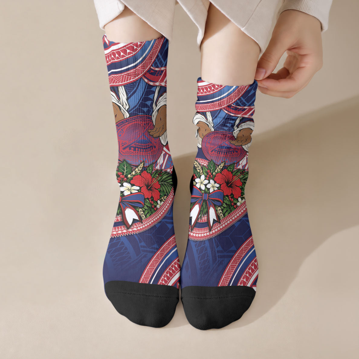 American Samoa Manuia Le Kerisimasi Crew Socks Jesus Hands Bethlehem Star Hibiscus DT05 Crew Socks Navy - Polynesian Pride