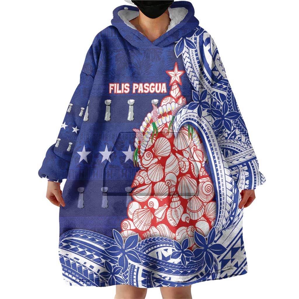 Northern Mariana Islands Christmas Wearable Blanket Hoodie Seashell Xmas Tree Tribal Waves DT05 - Polynesian Pride