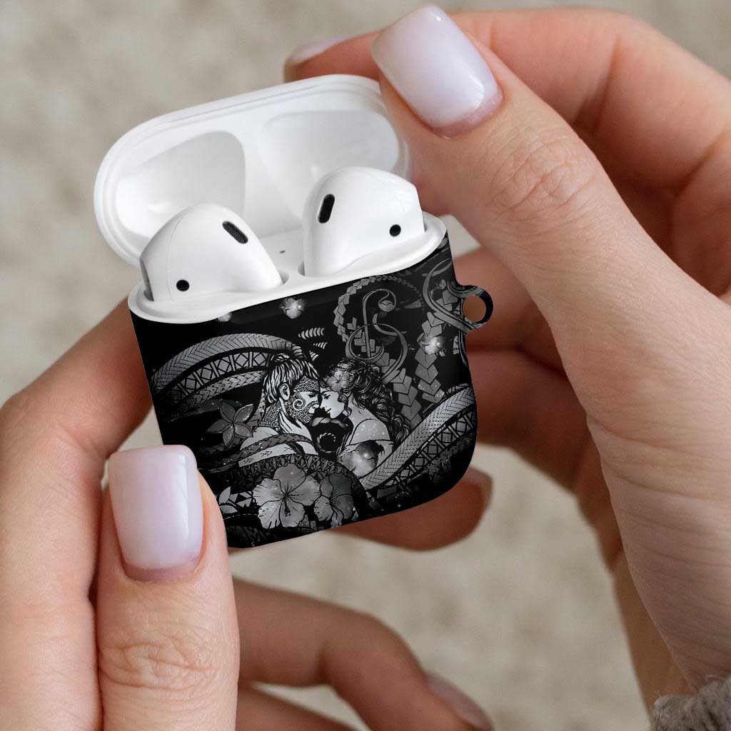 Maori Romantic Valentine AirPods Case The Hongi Kiss Black Galaxy
