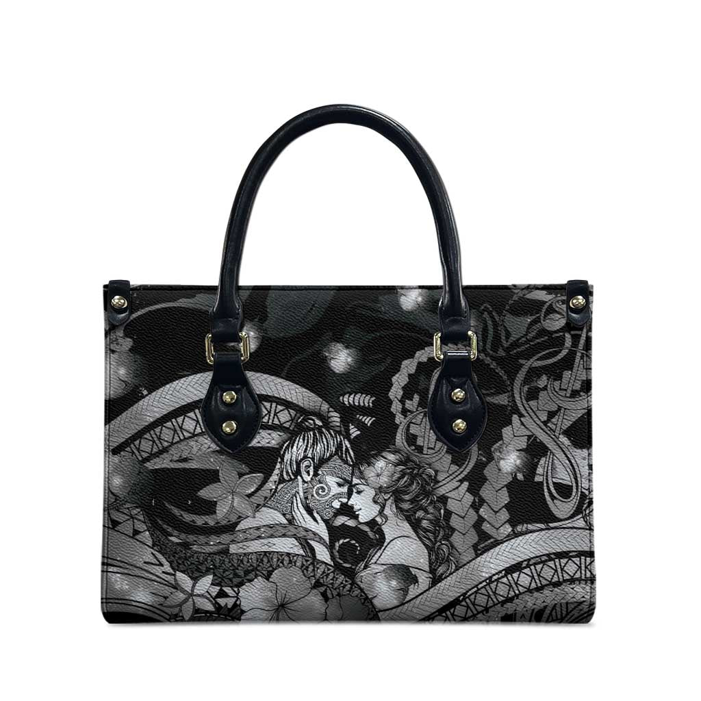 Maori Romantic Valentine Leather Bag The Hongi Kiss Black Galaxy DT05 - Polynesian Pride