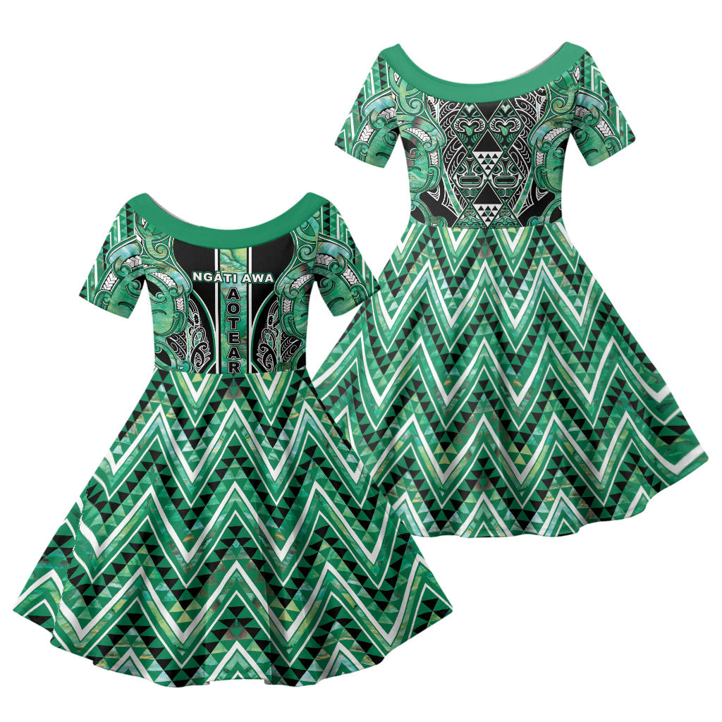 Aotearoa Ngati Awa Family Matching Off The Shoulder Long Sleeve Dress and Hawaiian Shirt Maori Tribal Green Marble Paua Shell Pattern DT05 Daughter's Dress Green - Polynesian Pride