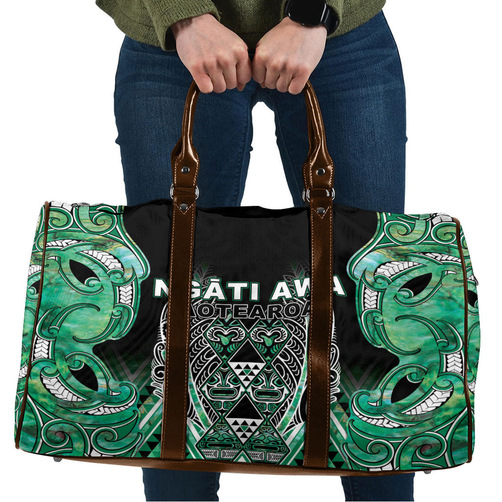 Aotearoa Ngati Awa Travel Bag Maori Tribal Green Marble Paua Shell Pattern DT05 Green - Polynesian Pride