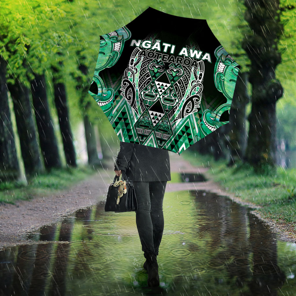 Aotearoa Ngati Awa Umbrella Maori Tribal Green Marble Paua Shell Pattern DT05 - Polynesian Pride