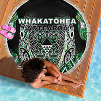 Aotearoa Whakatohea Beach Blanket Maori Tribal Green Abalone Paua Shell Pattern DT05 - Polynesian Pride