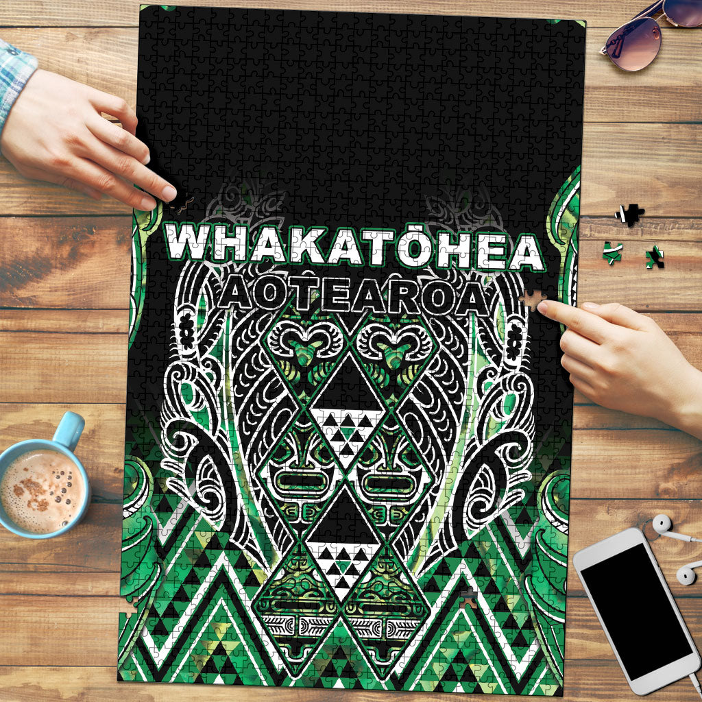 Aotearoa Whakatohea Puzzle Maori Tribal Green Abalone Paua Shell Pattern