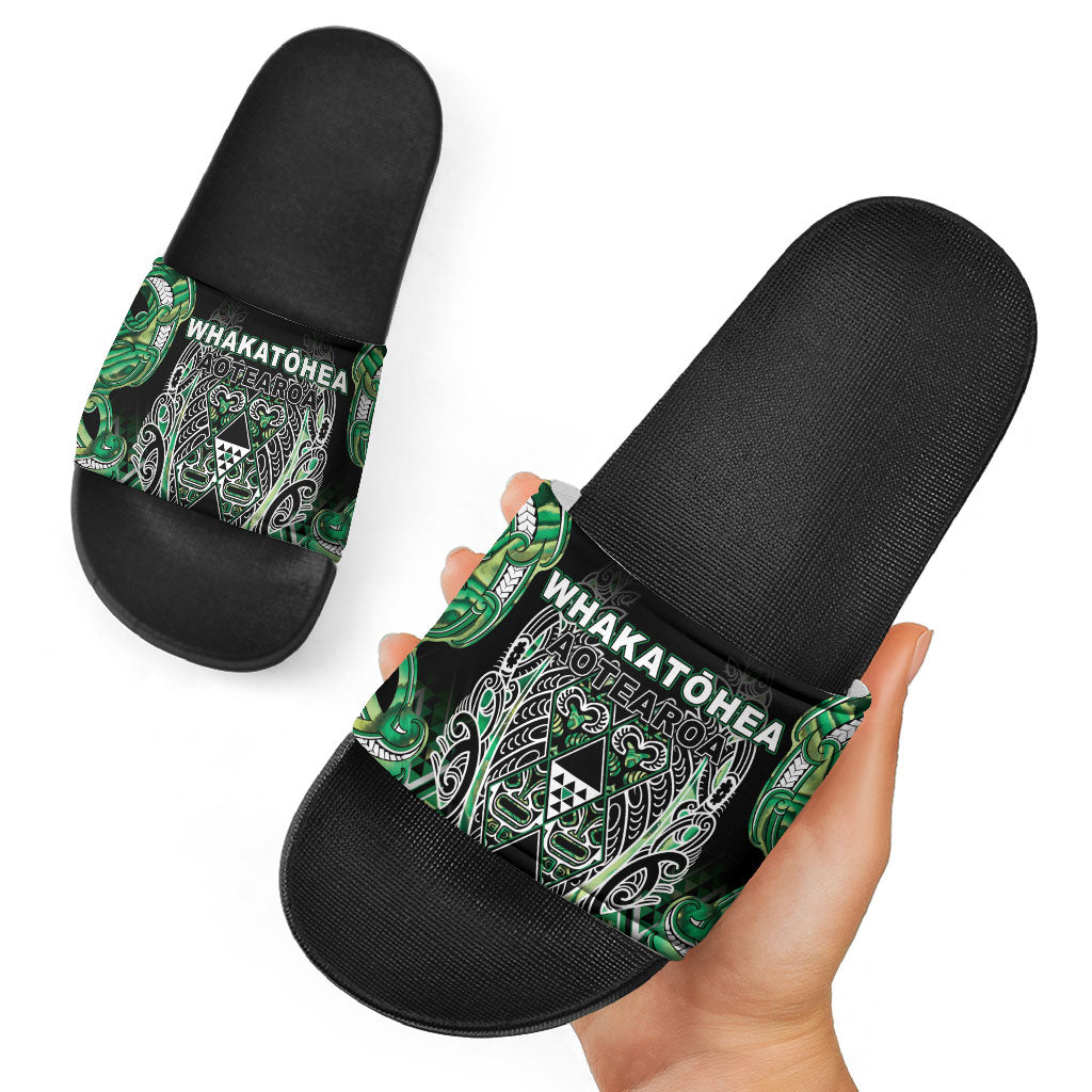 Aotearoa Whakatohea Slide Sandals Maori Tribal Green Abalone Paua Shell Pattern DT05 - Polynesian Pride