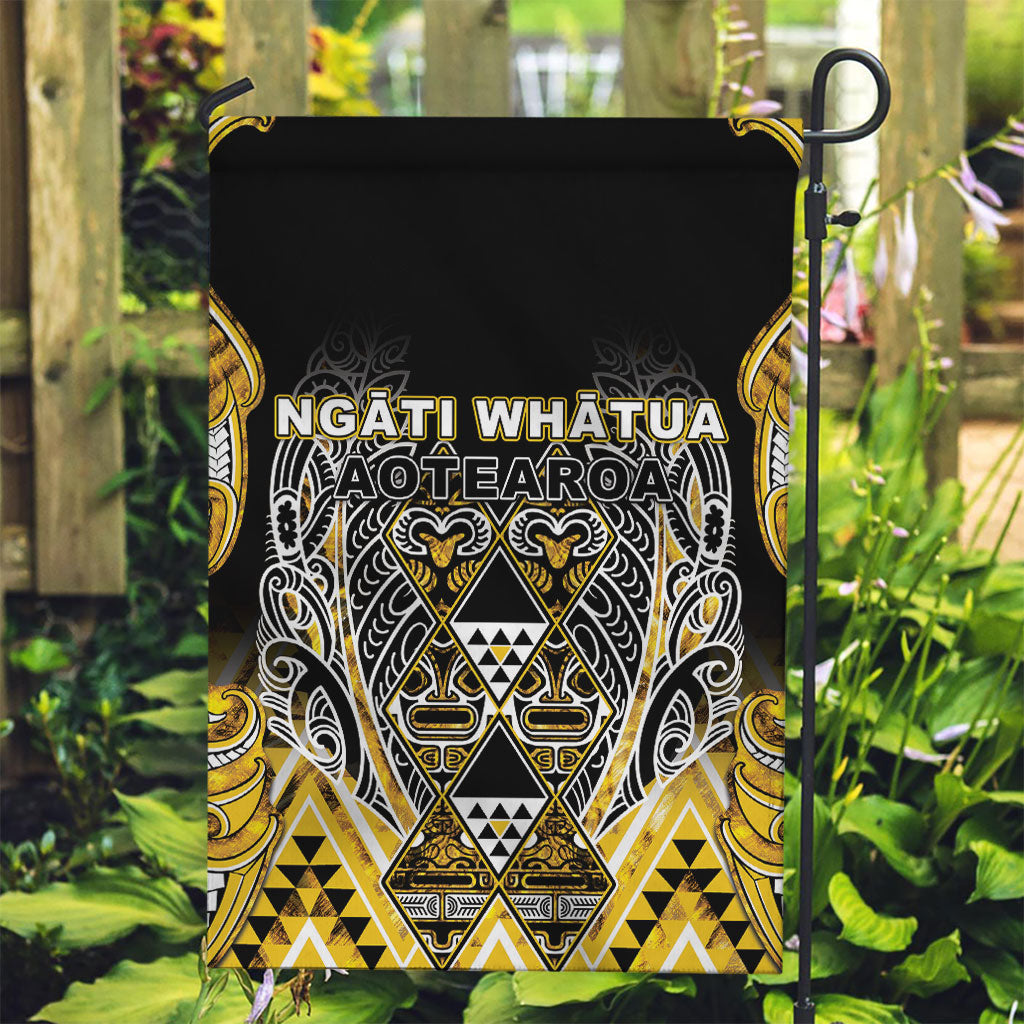 Aotearoa Ngati Whatua Garden Flag Maori Tribal Gold Paua Shell Pattern DT05 Garden Flag Yellow - Polynesian Pride