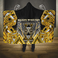 Aotearoa Ngati Whatua Hooded Blanket Maori Tribal Gold Paua Shell Pattern DT05 - Polynesian Pride