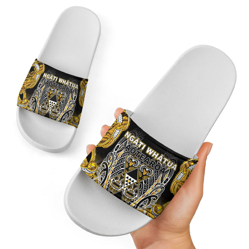 Aotearoa Ngati Whatua Slide Sandals Maori Tribal Gold Paua Shell Pattern DT05 - Polynesian Pride
