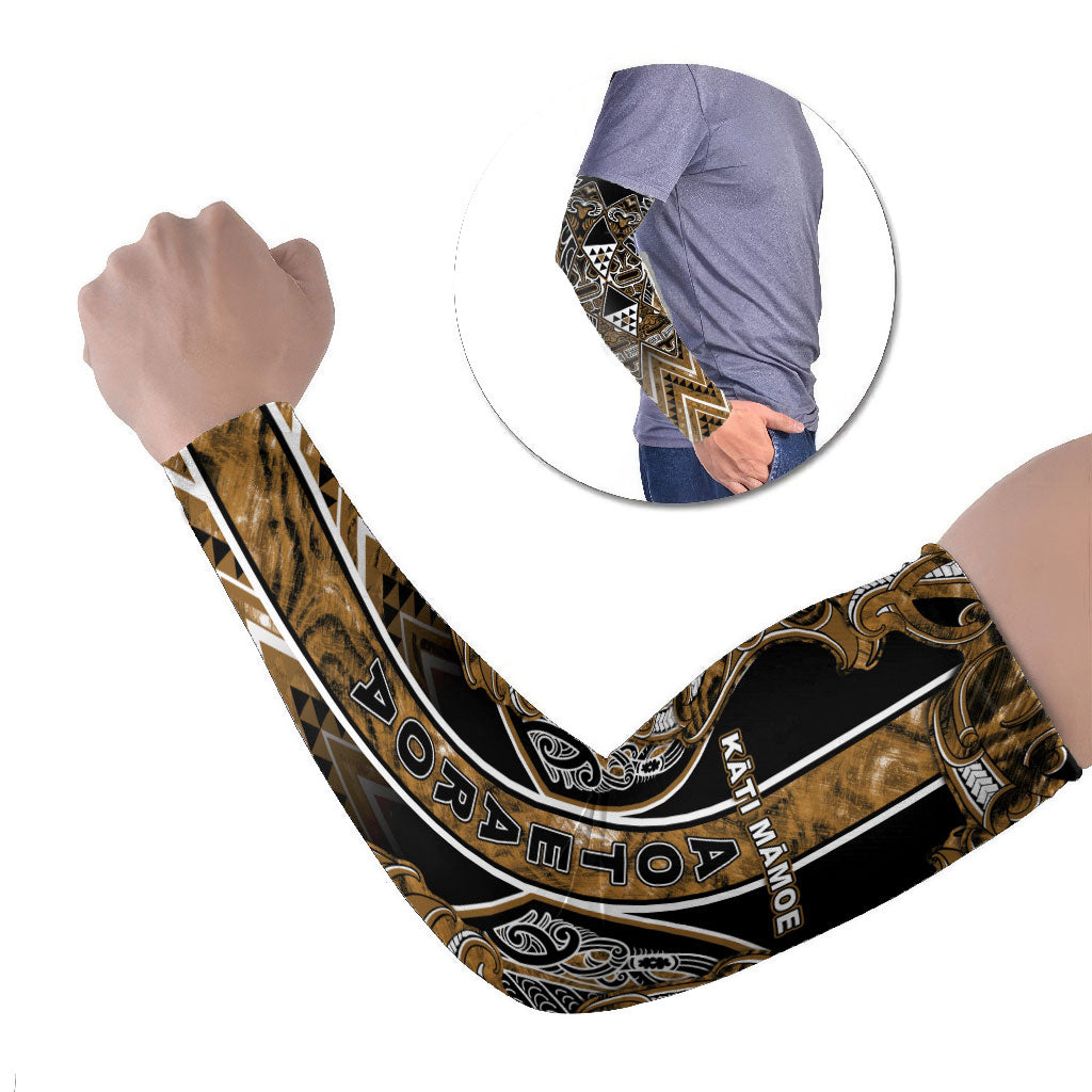 Aotearoa Kati Mamoe Arm Sleeves Maori Brown Tribal Paua Shell Pattern DT05 Set of 2 Brown - Polynesian Pride