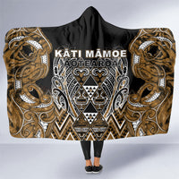Aotearoa Kati Mamoe Hooded Blanket Maori Brown Tribal Paua Shell Pattern DT05 One Size Brown - Polynesian Pride