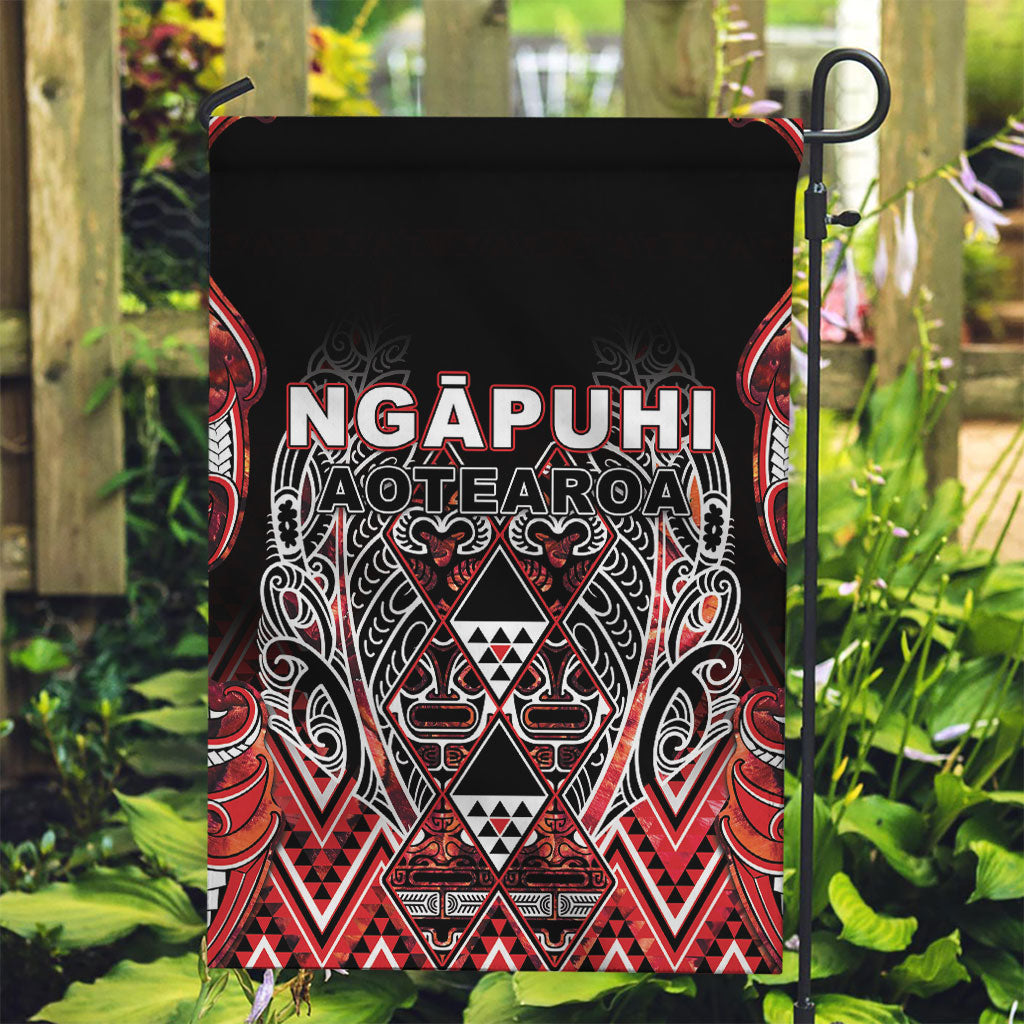 Aotearoa Ngapuhi Garden Flag Maori Red Tribal Paua Shell Pattern DT05 Garden Flag Red - Polynesian Pride