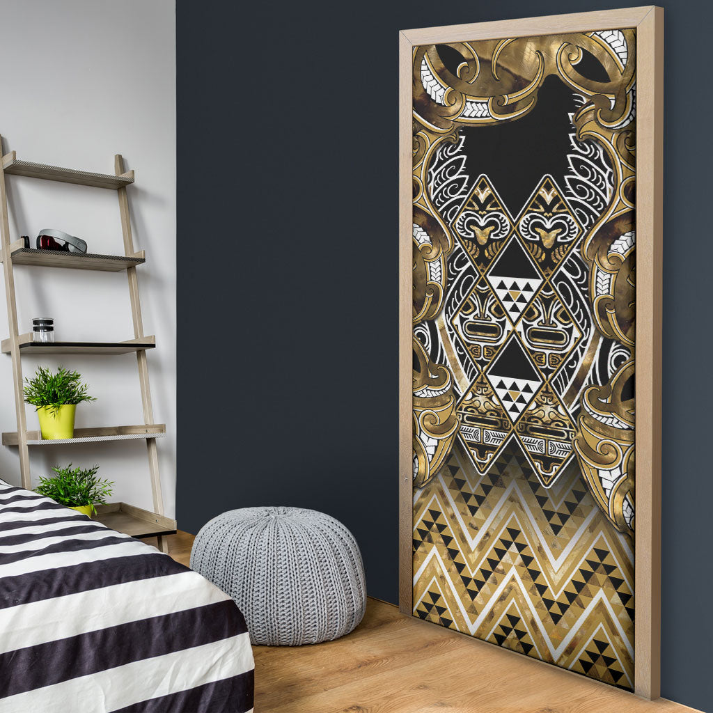 Aotearoa Waikato Tainui Door Cover Maori Light Gold Tribal Paua Shell Pattern DT05 - Polynesian Pride