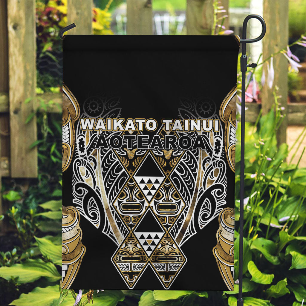 Aotearoa Waikato Tainui Garden Flag Maori Light Gold Tribal Paua Shell Pattern DT05 Garden Flag Yellow - Polynesian Pride