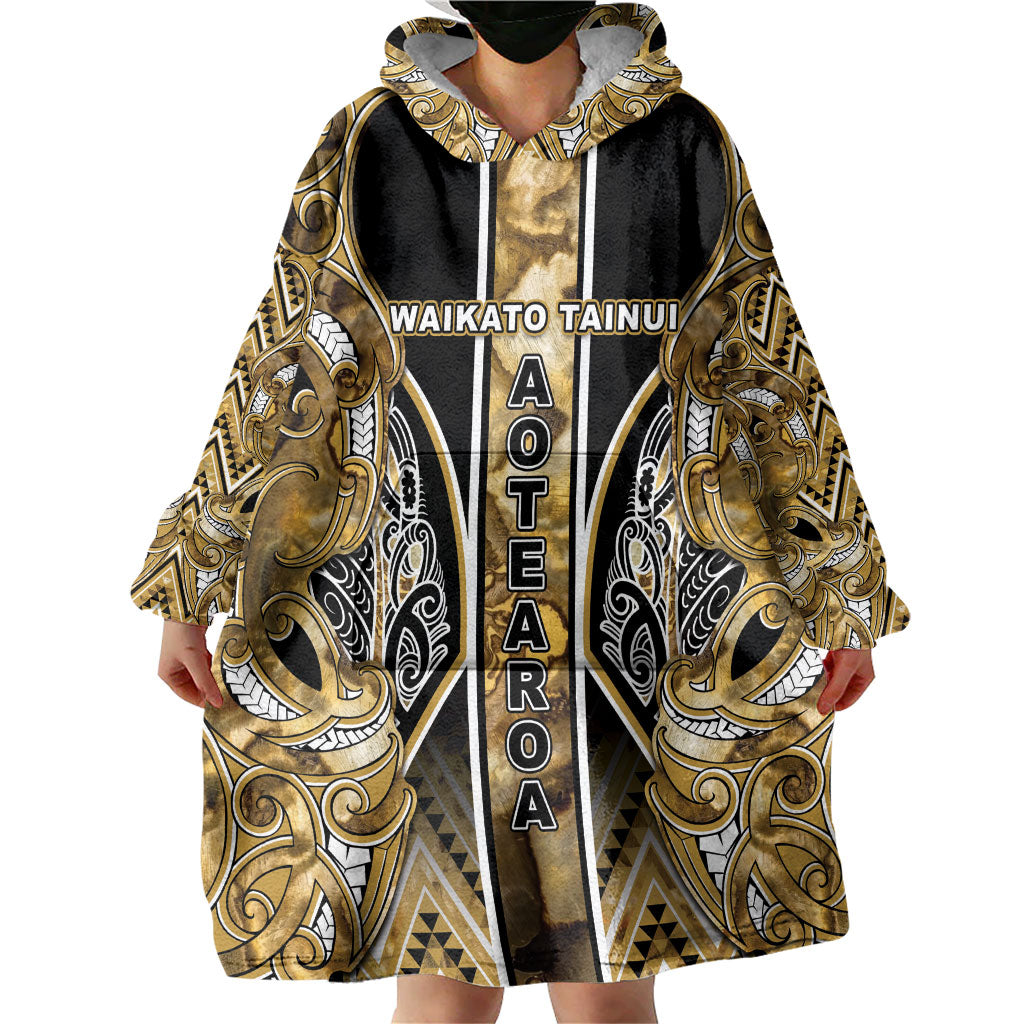 Aotearoa Waikato Tainui Wearable Blanket Hoodie Maori Light Gold Tribal Paua Shell Pattern DT05 - Polynesian Pride