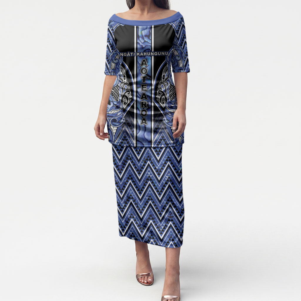 Aotearoa Ngati Kahungunu Puletasi Maori Tribal Blue Paua Shell Pattern DT05 Long Dress Blue - Polynesian Pride