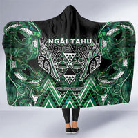 Aotearoa Ngai Tahu Hooded Blanket Maori Tribal Dark Green Paua Shell Pattern DT05 One Size Green - Polynesian Pride