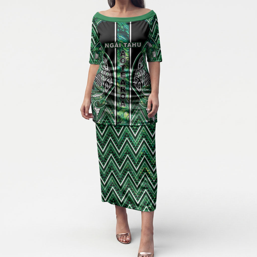 Aotearoa Ngai Tahu Puletasi Maori Tribal Dark Green Paua Shell Pattern DT05 Long Dress Green - Polynesian Pride
