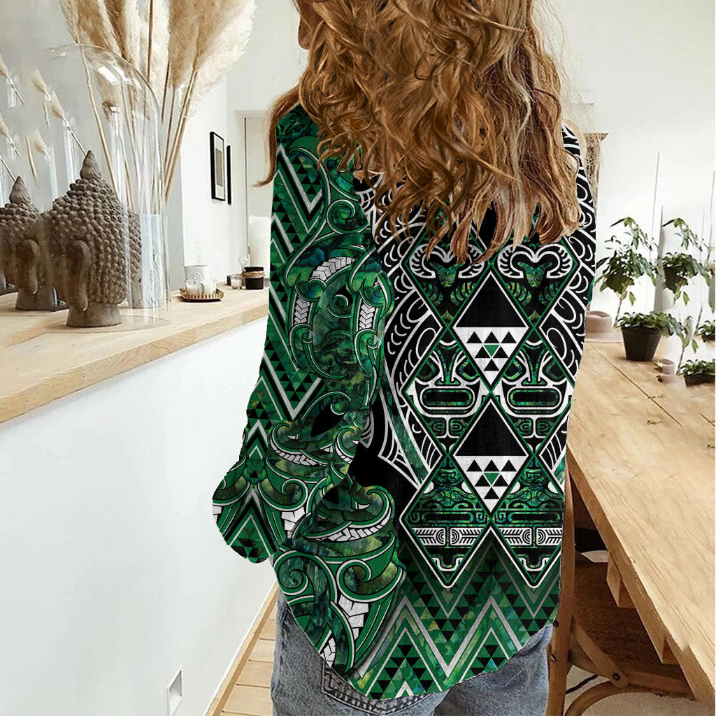 Aotearoa Ngai Tahu Women Casual Shirt Maori Tribal Dark Green Paua Shell Pattern DT05 - Polynesian Pride