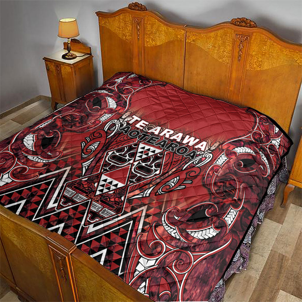 Aotearoa Te Arawa Quilt Maori Tribal Dark Red Paua Shell Pattern DT05 - Polynesian Pride