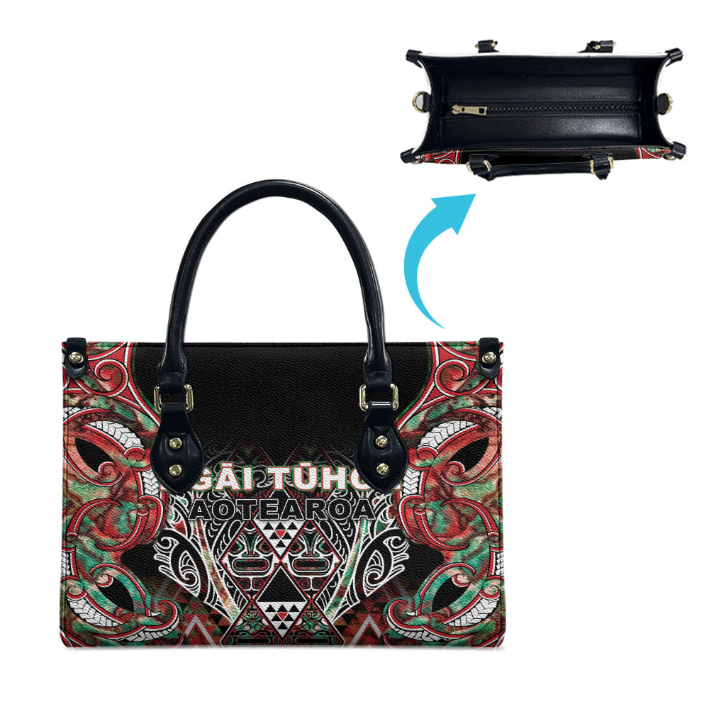 Aotearoa Ngai Tuhoe Leather Bag Maori Tribal Red And Green Paua Shell Pattern DT05 - Polynesian Pride