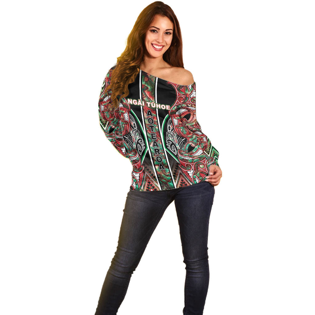 Aotearoa Ngai Tuhoe Off Shoulder Sweater Maori Tribal Red And Green Paua Shell Pattern DT05 - Polynesian Pride