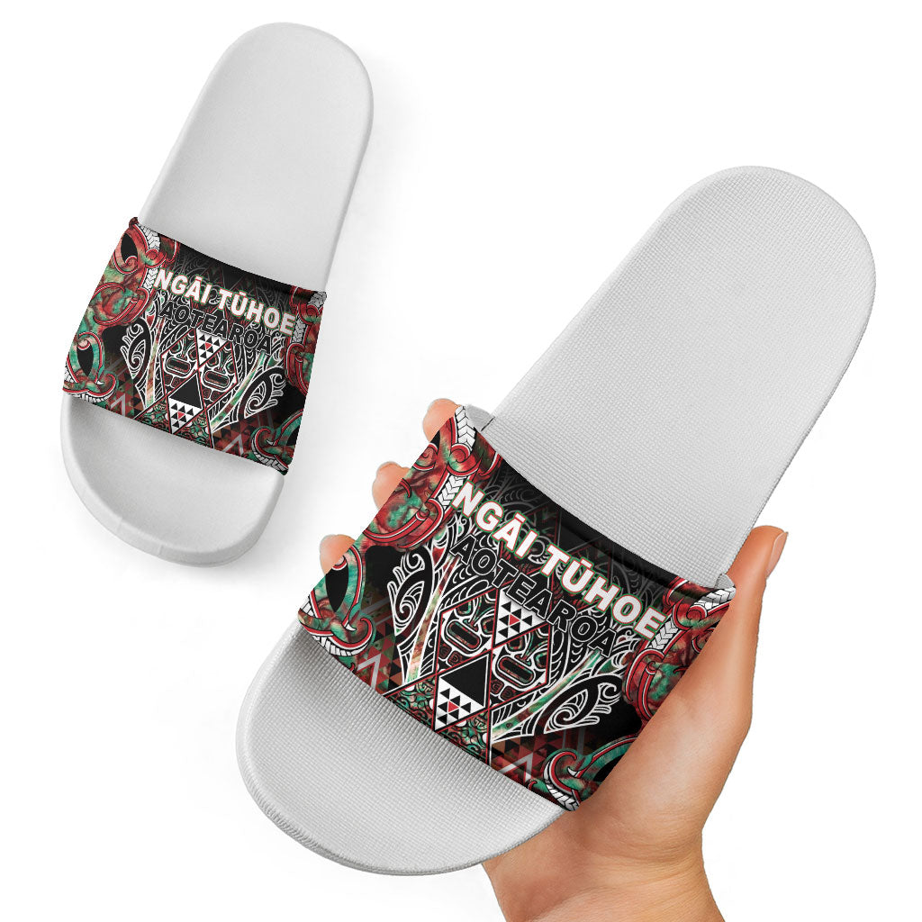 Aotearoa Ngai Tuhoe Slide Sandals Maori Tribal Red And Green Paua Shell Pattern DT05 - Polynesian Pride