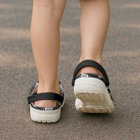 Grayscale Monstera Clogs Shoes Polynesian Tribal Pattern - Polynesian Pride