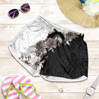 Hawaii Grayscale Hibiscus Flowers Shorts for Women Polynesian Pattern Half Black White Version LT03 Black - Polynesian Pride