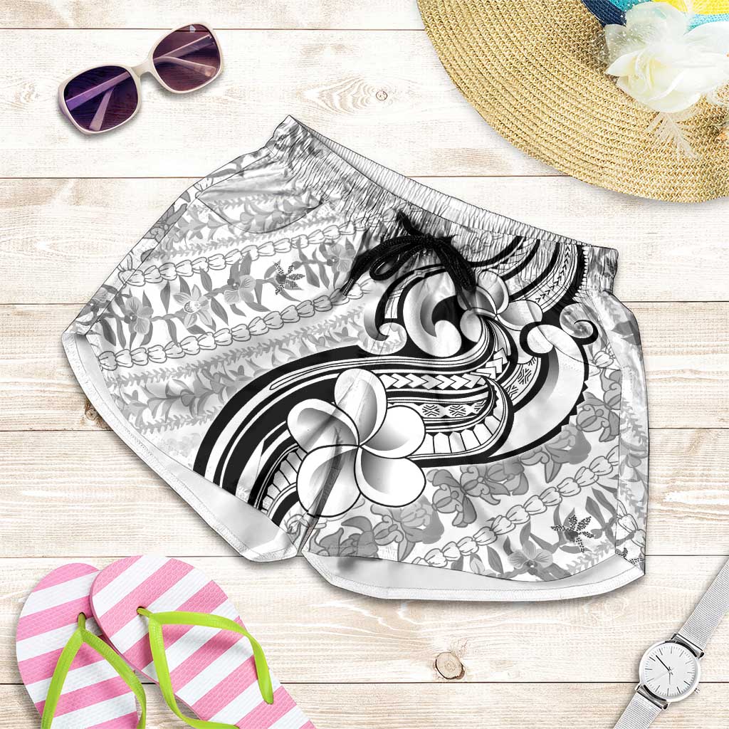 Hawaii Plumeria Lokelani Pikake Lei Shorts for Women Ele'ele Polynesian Tattoo LT9 Black - Polynesian Pride