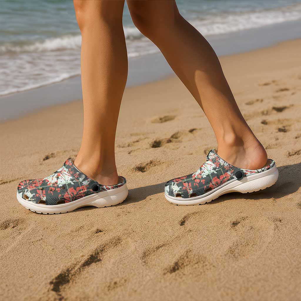 Hawaii Tartan With Hibiscus Clogs Shoes Polynesian Pattern Vintage