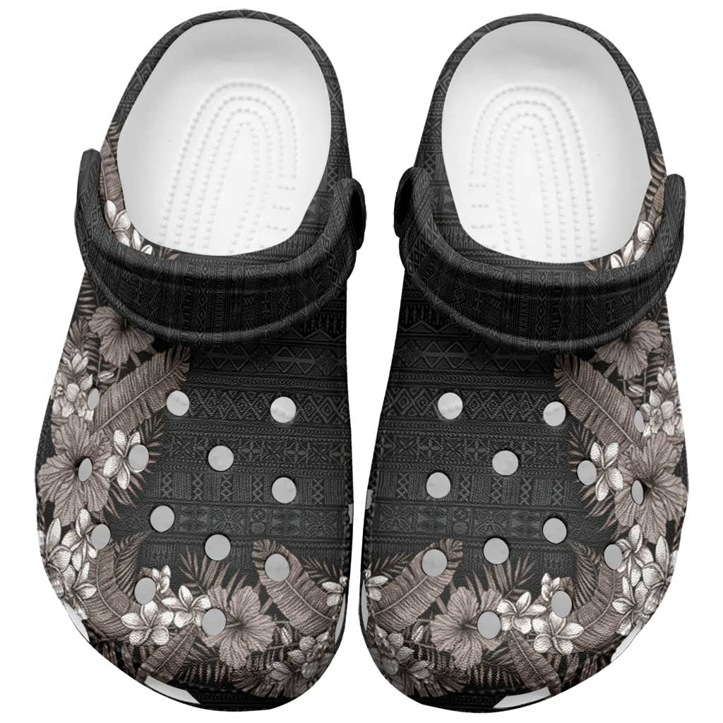 Hawaii Tropical Flowers and Leaves Clogs Shoes Tapa Pattern Grayscale Mode LT03 Grey - Polynesian Pride