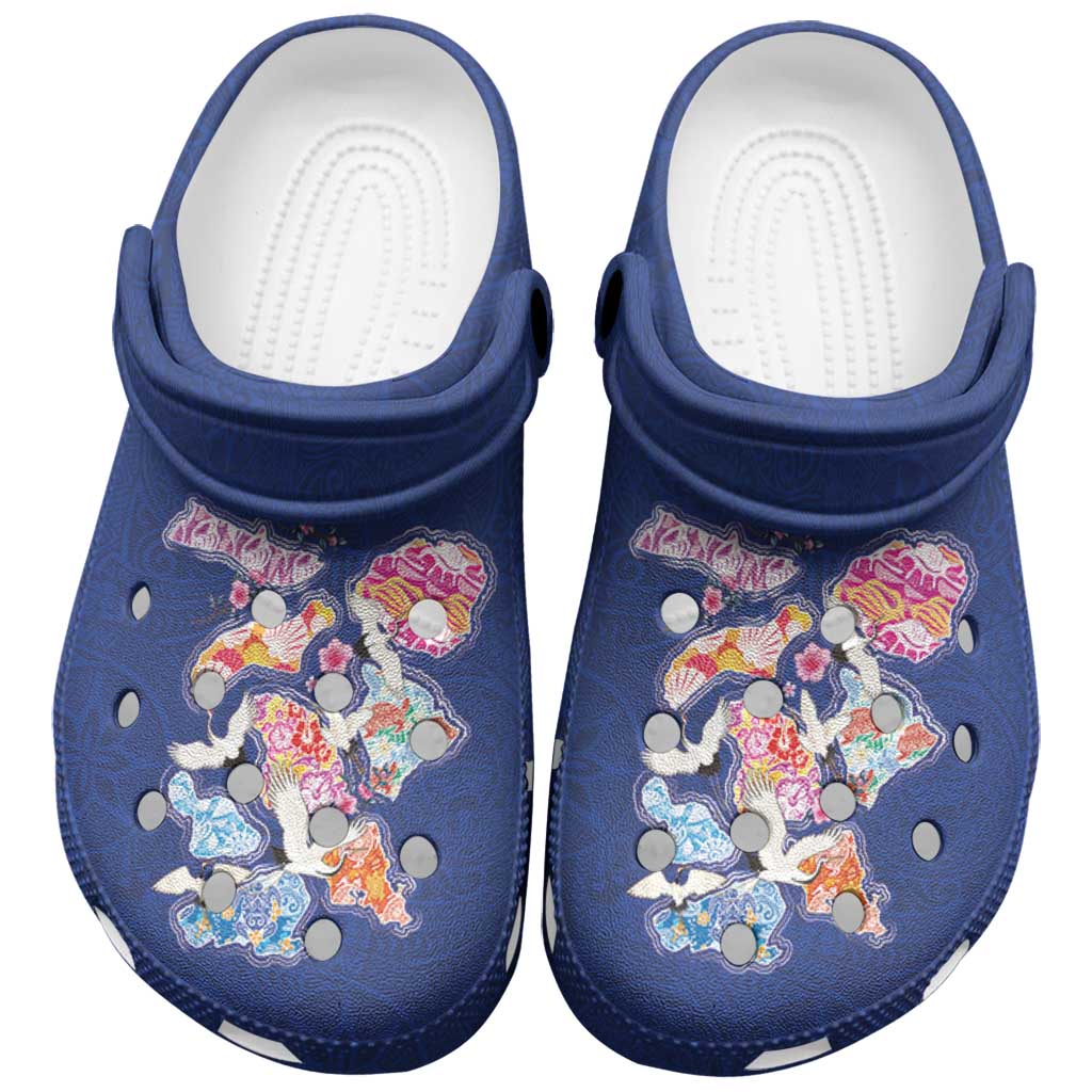 Hawaiian and Japanese Culture Together Clogs Shoes Hawaiian Archipelago Shape Sea Animals
