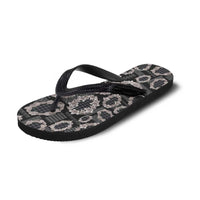 Hawaiian Leis Flip Flops Kakau Tattoos and Palaka Pastel Grayscale LT03 - Polynesian Pride
