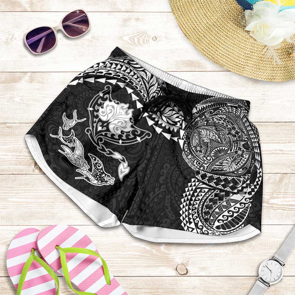 Hawaiian Manta Ray Tribal Shorts for Women Polynesian Art Motifs Black Color