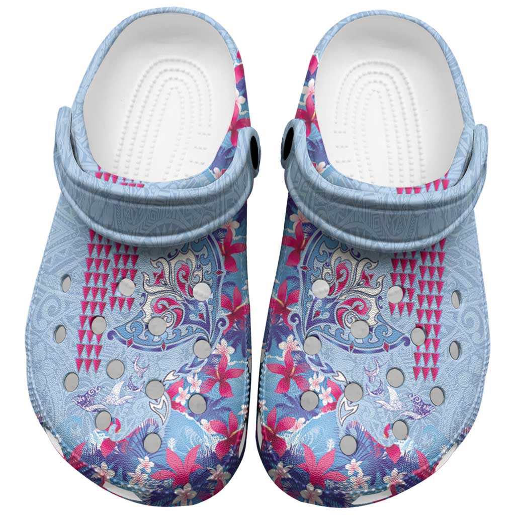 Hawaiian Tribal Manta Ray Clogs Shoes Kakau Tattoo and Flowers Surfing Waves Pattern Soft Color LT03