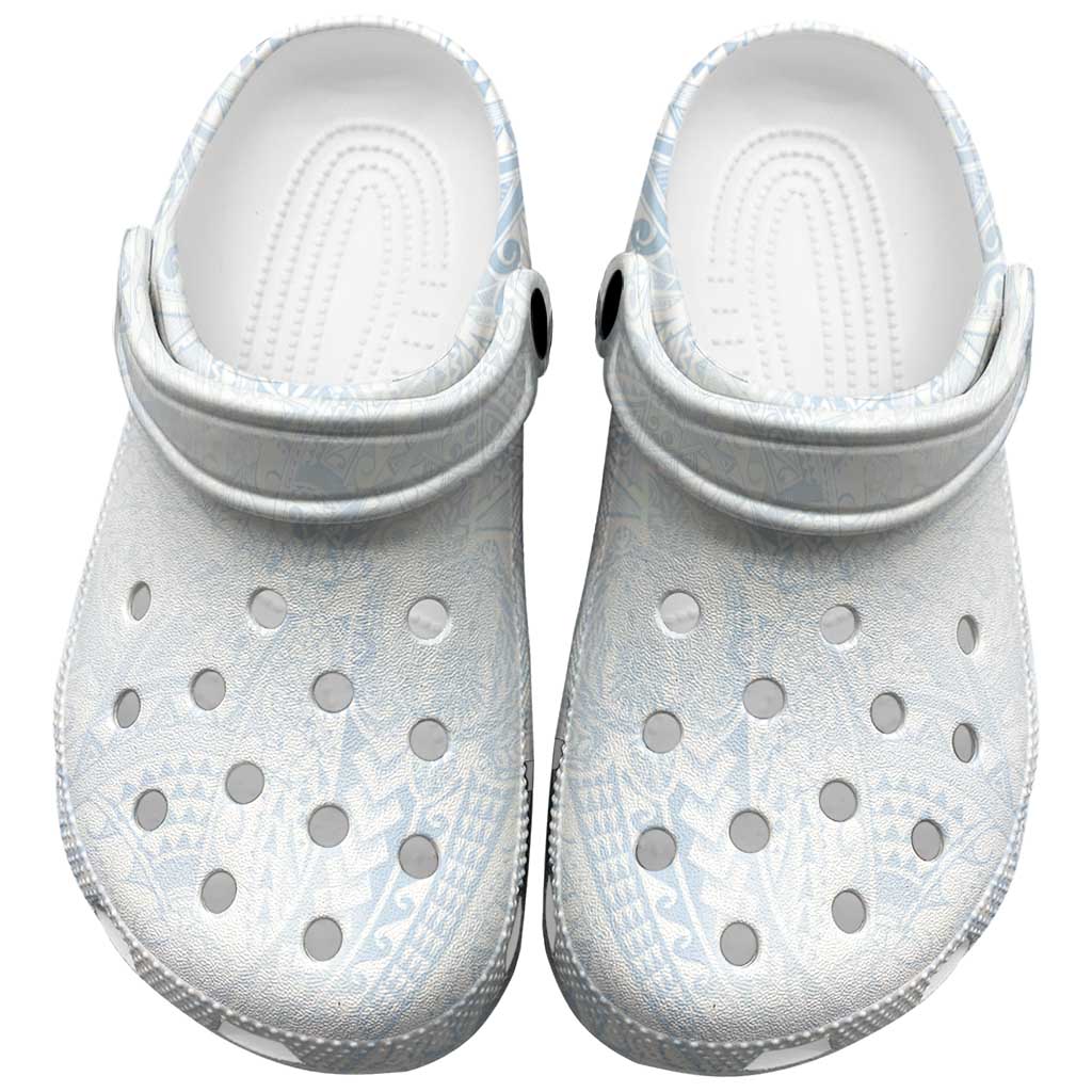 Hawaiian Turtles and Leis Clogs Shoes Tribal Kakau Pattern Airy White Blue Cloud Vibe