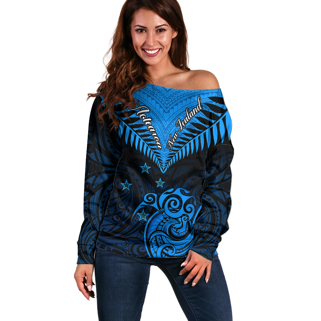Personalised New Zealand Off Shoulder Sweater Aotearoa Blue Maori Kiwi Blue Fern LT01 Women Blue - Polynesian Pride