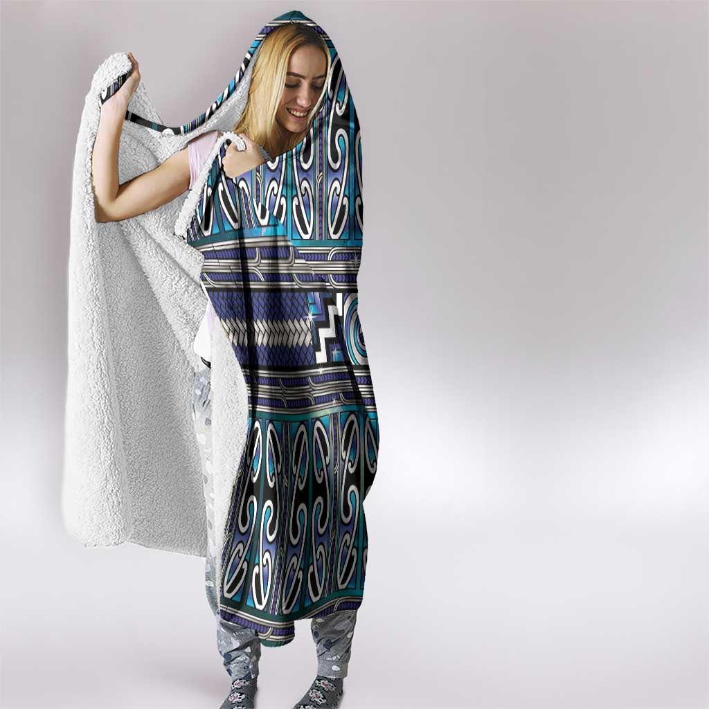 Maori Matariki Hooded Blanket Blue Galaxy Aesthetic Koru Art LT01 - Polynesian Pride